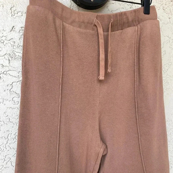 Carbon38 Pants - Picture 8 of 11